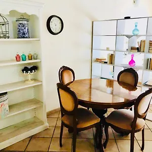 Le Rondini , Cagliari Italia